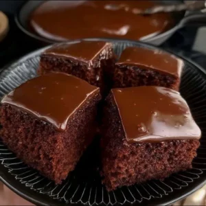 Delicious, Soft & Easy Chocolate Cake Recipe